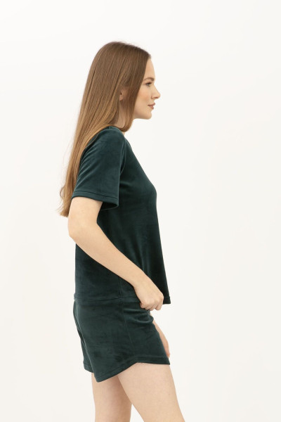 Велюровий костюм футболка та шорти зеленого кольору Джумі 01 Велюровий костюм футболка та шорти зеленого кольору Джумі 01