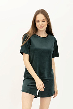 Велюровий костюм футболка та шорти зеленого кольору Джумі 01
