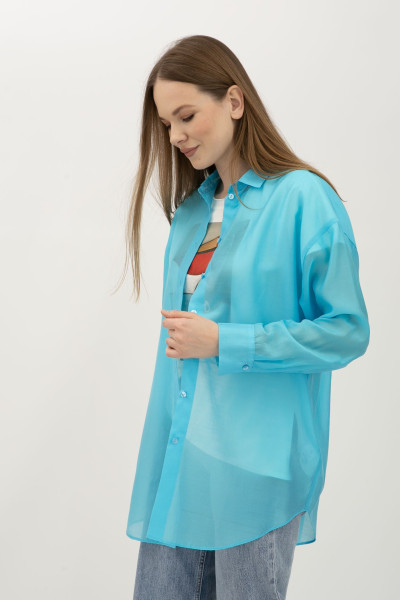 Подовжена напівпрозора блуза блакитна  в стилі оверсайз Леора 01