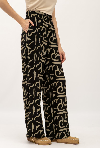 Брюки прямого вільного силуету чорного кольору Аркана