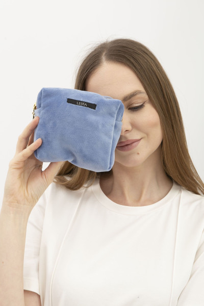 Велюрова косметичка блакитного кольру Косметичка 02