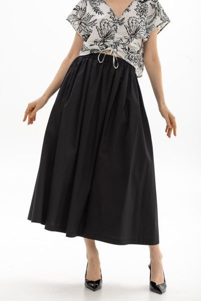 Спідниця силуету трапеція чорного кольору Риалия 01