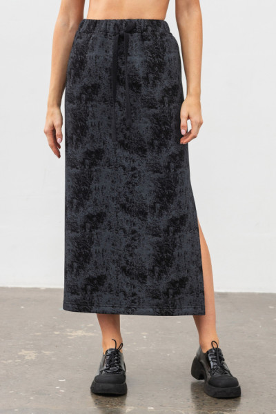 Спідниця трикотажна сірого кольору довжини міді з розрізом Жалін 01