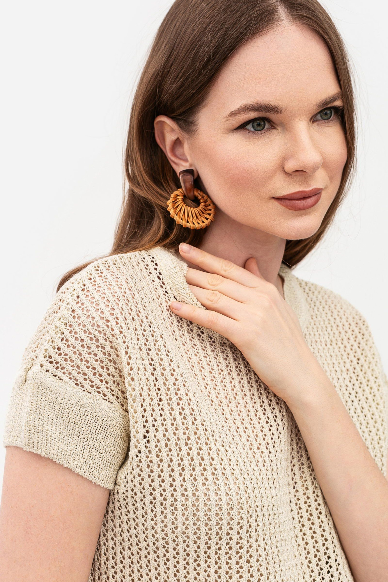 Трикотажна в'язана блуза бежевого кольору 25100101