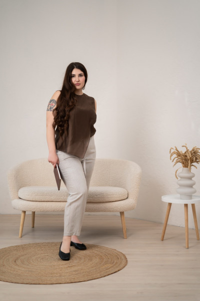 Літня блуза прямого крою без рукавів коричневого кольору Гріджи 11