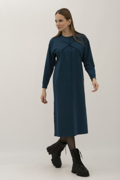 Трикотажна оверсайз сукня синього кольору довжиною за коліно Міото 04 Трикотажна оверсайз сукня синього кольору довжиною за коліно Міото 04